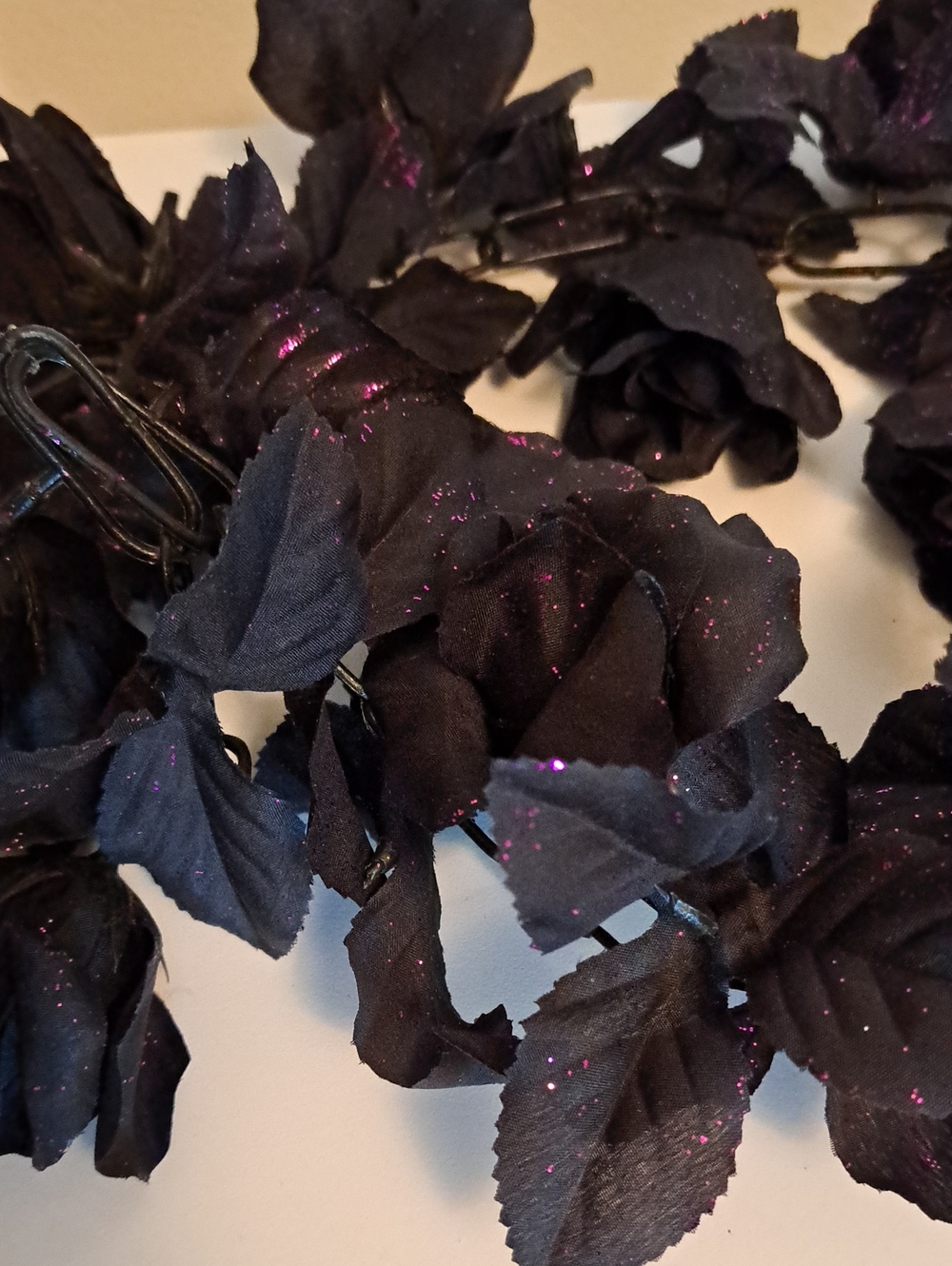 Unbranded Black Rose Garland with Pink Glitter Accents